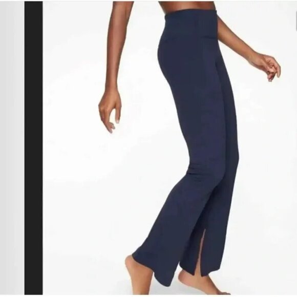 Athleta Barre Skinny Flare in navy blue - Picture 1 of 10